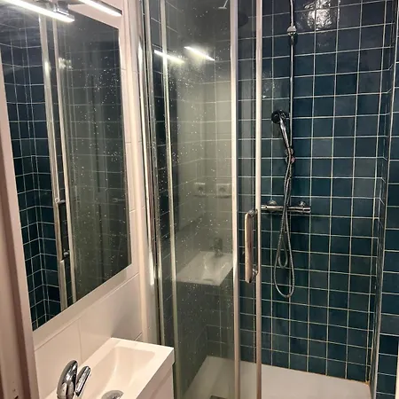 Spacious 4 Bedroom Family 5 Min From Caen דירה *